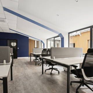Open Space  7 postes Coworking Rue Armand Silvestre Courbevoie 92400 - photo 2